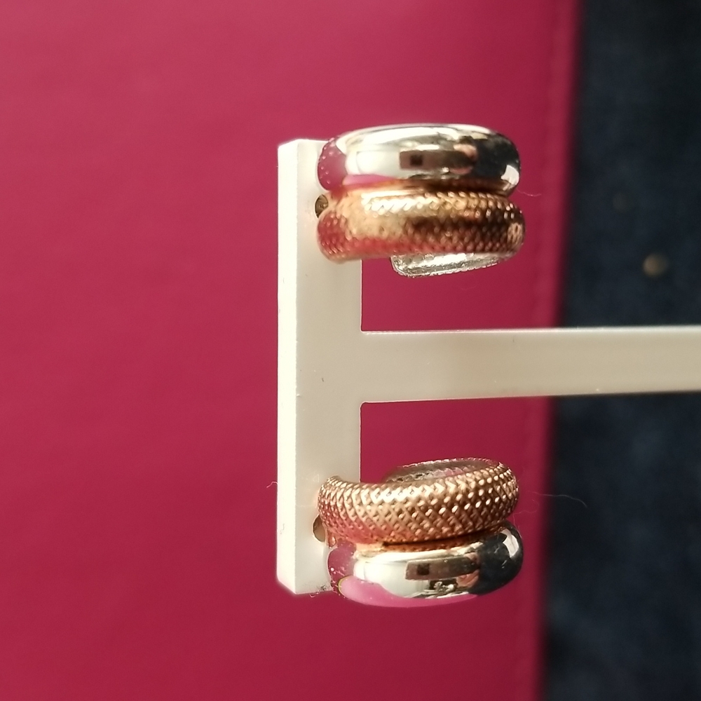 Women sterling silver earrings.